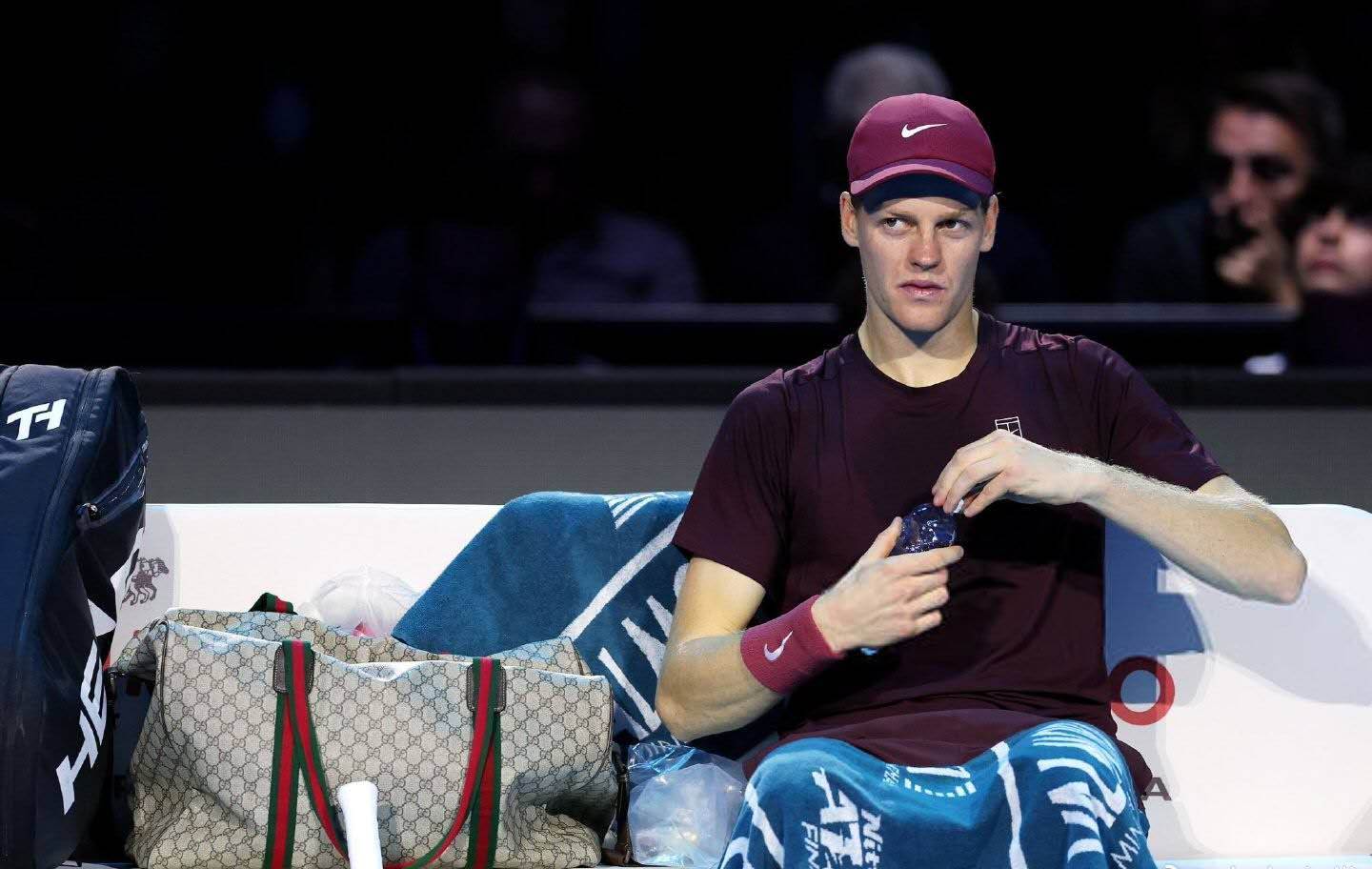 爱游戏大厅-戴维斯杯险胜年终总决赛,辛纳带队取胜