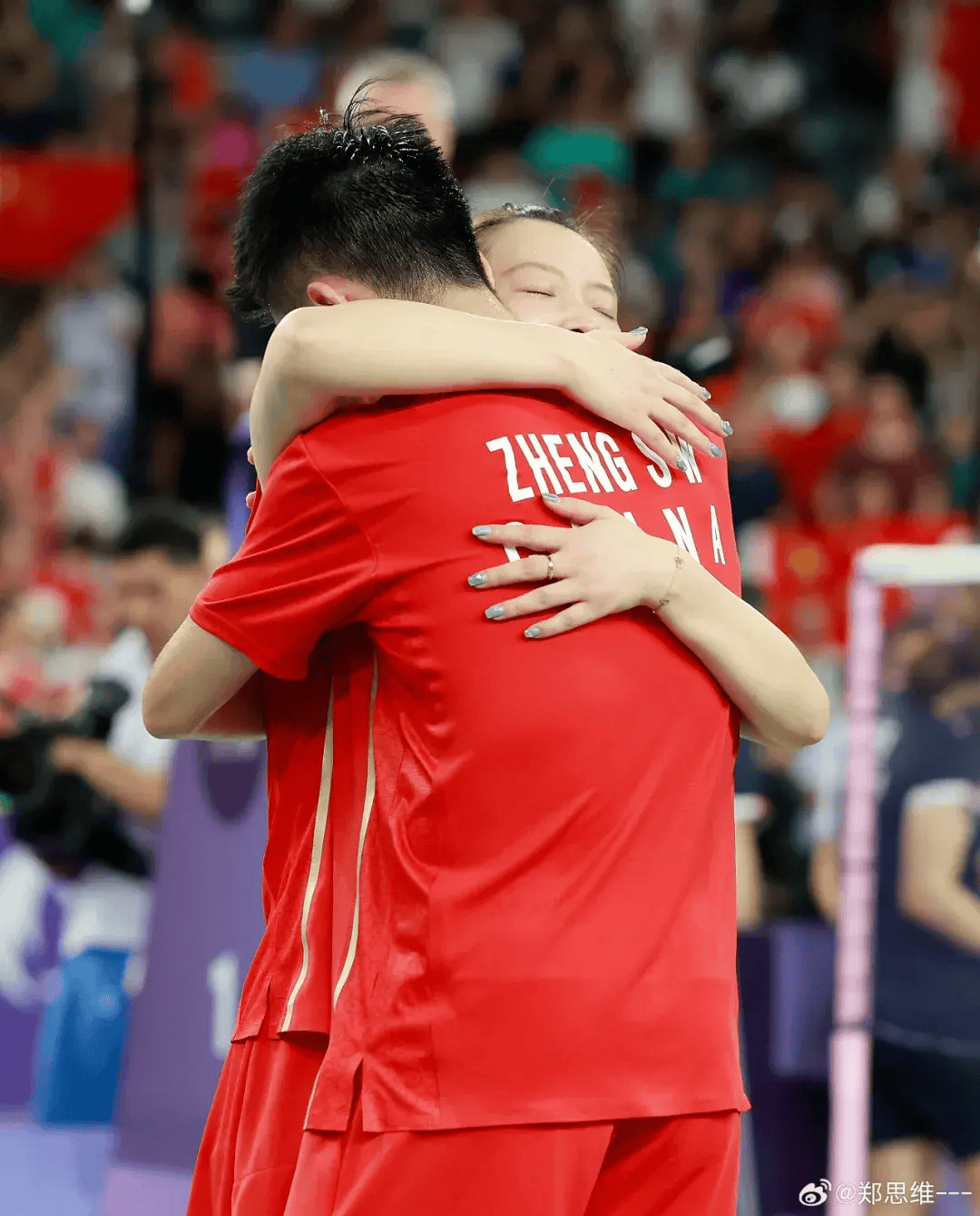 爱游戏APP-泰国队轻取德国队，郑思维惊艳四座